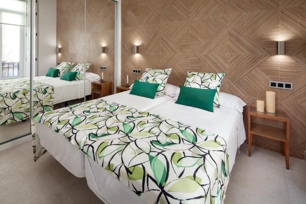 Inmalaga Santos Suites 1 Bagian luar foto