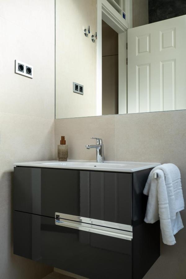 Inmalaga Santos Suites 1 Bagian luar foto